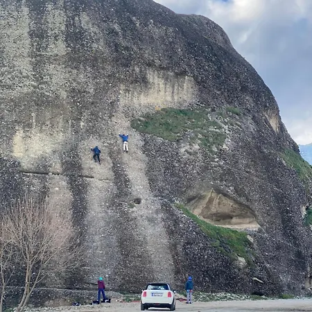 公寓 Gellis Meteora 卡兰巴卡